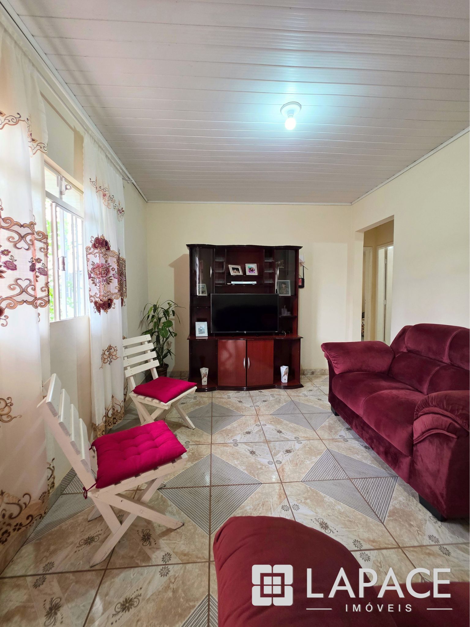 CASA À VENDA NO BAIRRO CONTORNO (SANTA PAULA), COM 2 QUARTOS, 2 VAGAS, EDÍCULA, CHURRASQUEIRA | PONTA GROSSA PR — foto 3