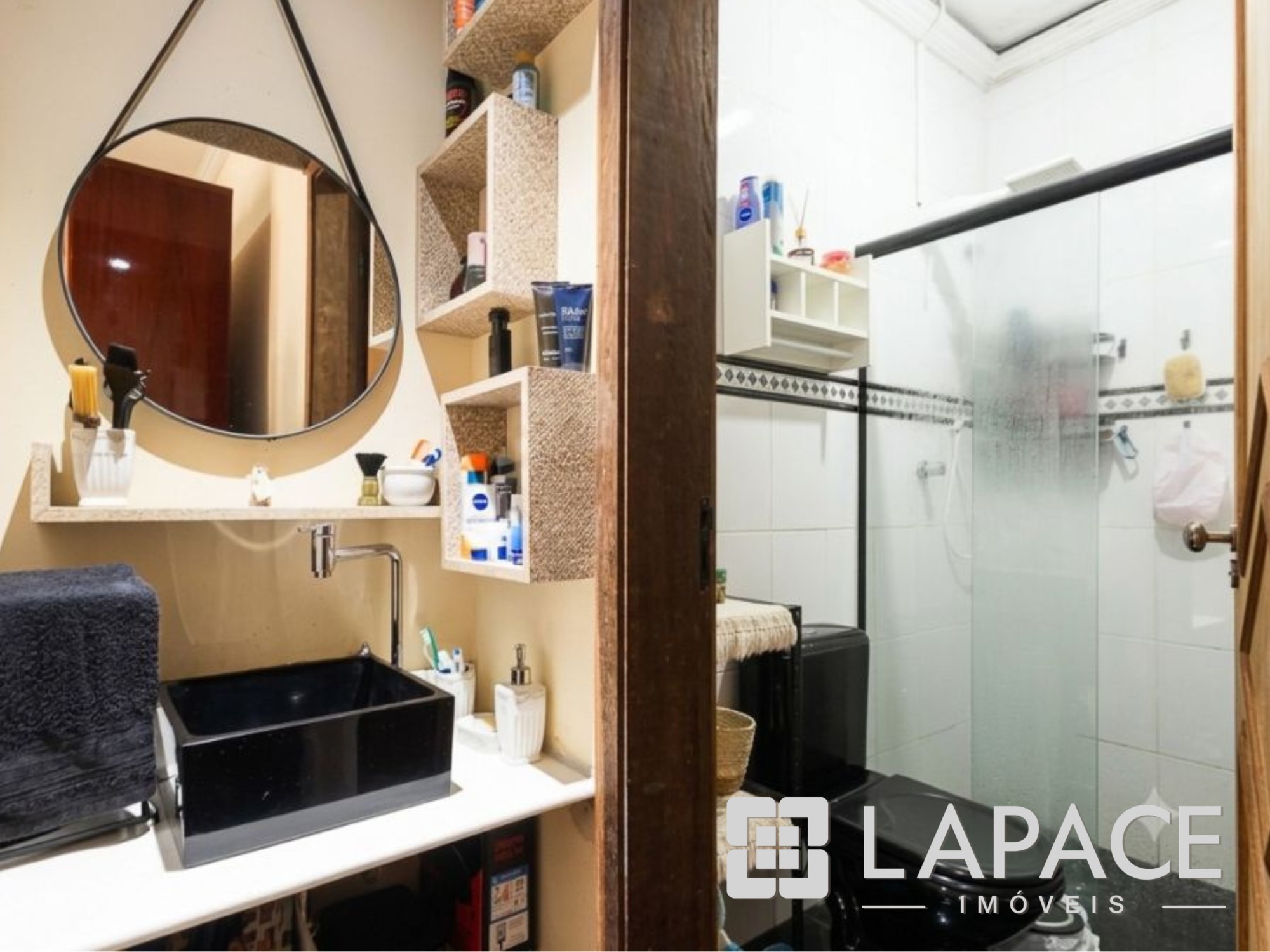 CASA COM 3 QUARTOS, 1 SUÍTE, EDÍCULA COMPLETA E 5 VAGAS DE GARAGEM, NA AV. ANA RITA, UVARANAS, PONTA GROSSA PR — foto 12