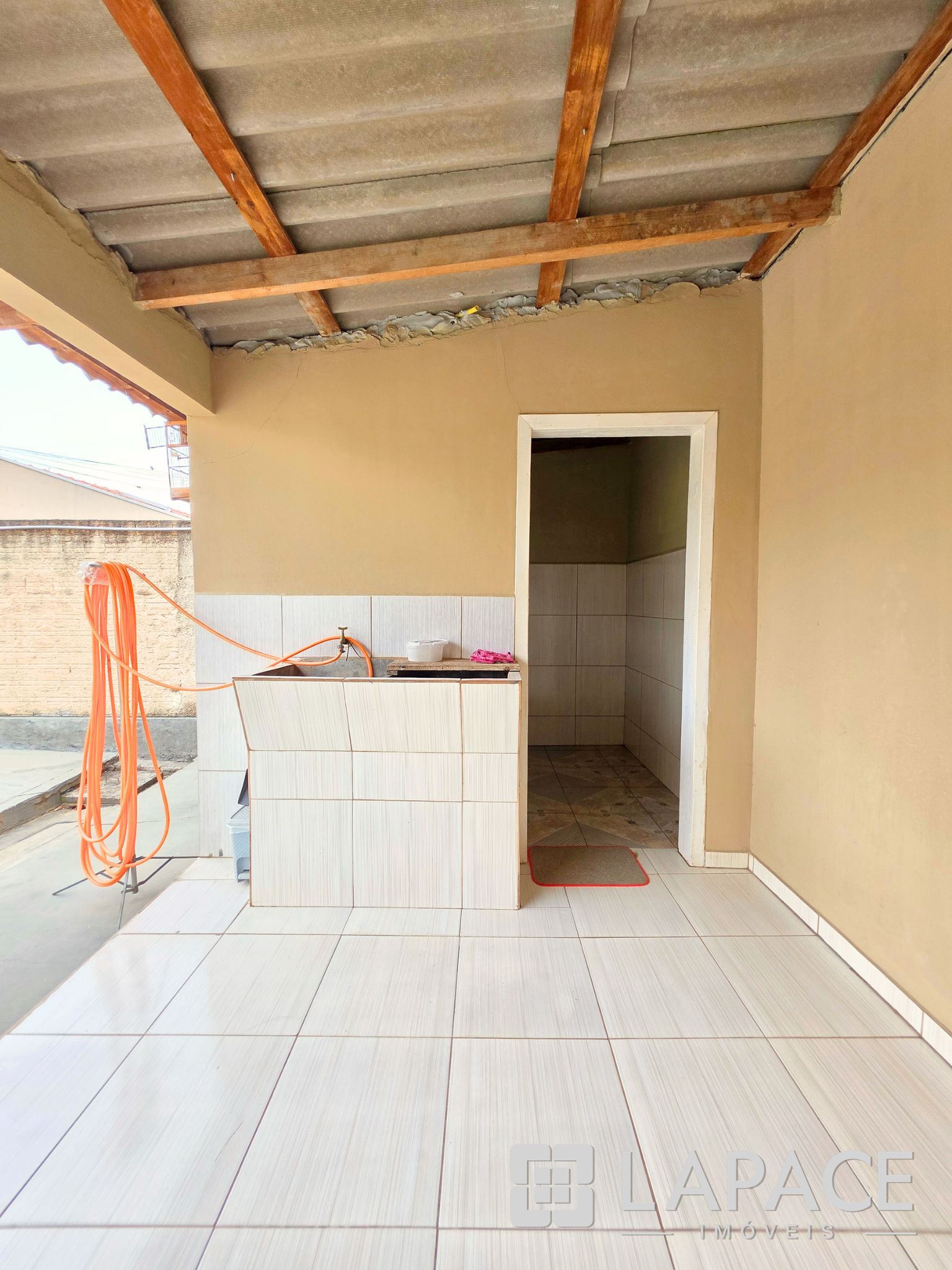 CASA À VENDA NO BAIRRO CONTORNO (SANTA PAULA), COM 2 QUARTOS, 2 VAGAS, EDÍCULA, CHURRASQUEIRA | PONTA GROSSA PR — foto 13