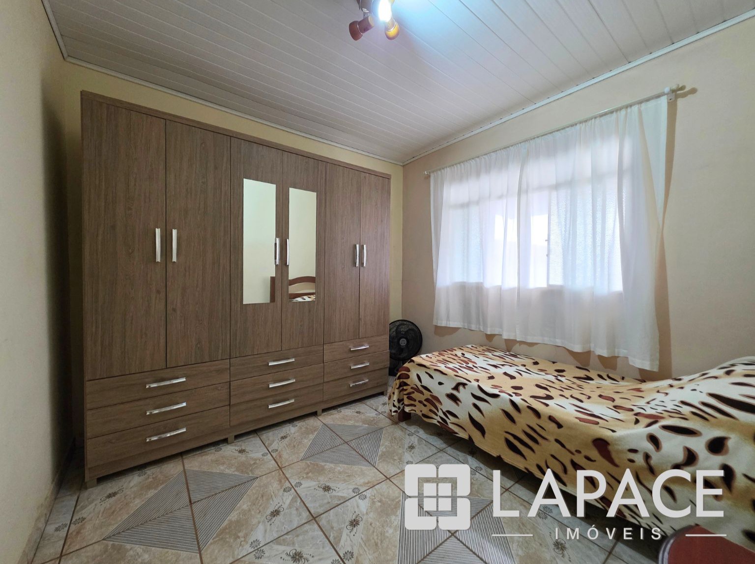CASA À VENDA NO BAIRRO CONTORNO (SANTA PAULA), COM 2 QUARTOS, 2 VAGAS, EDÍCULA, CHURRASQUEIRA | PONTA GROSSA PR — foto 6