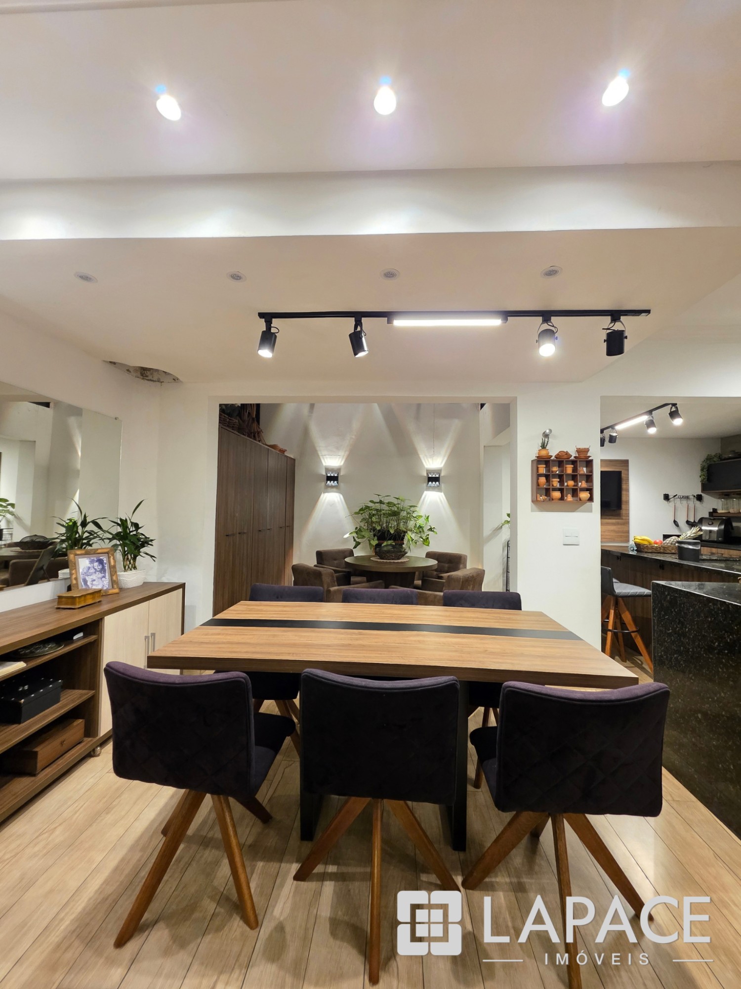 VENDE-SE SOBRADO COM 3 QUARTOS E 1 VAGA NO JARDIM EUROPA - PONTA GROSSA PR. — foto 3