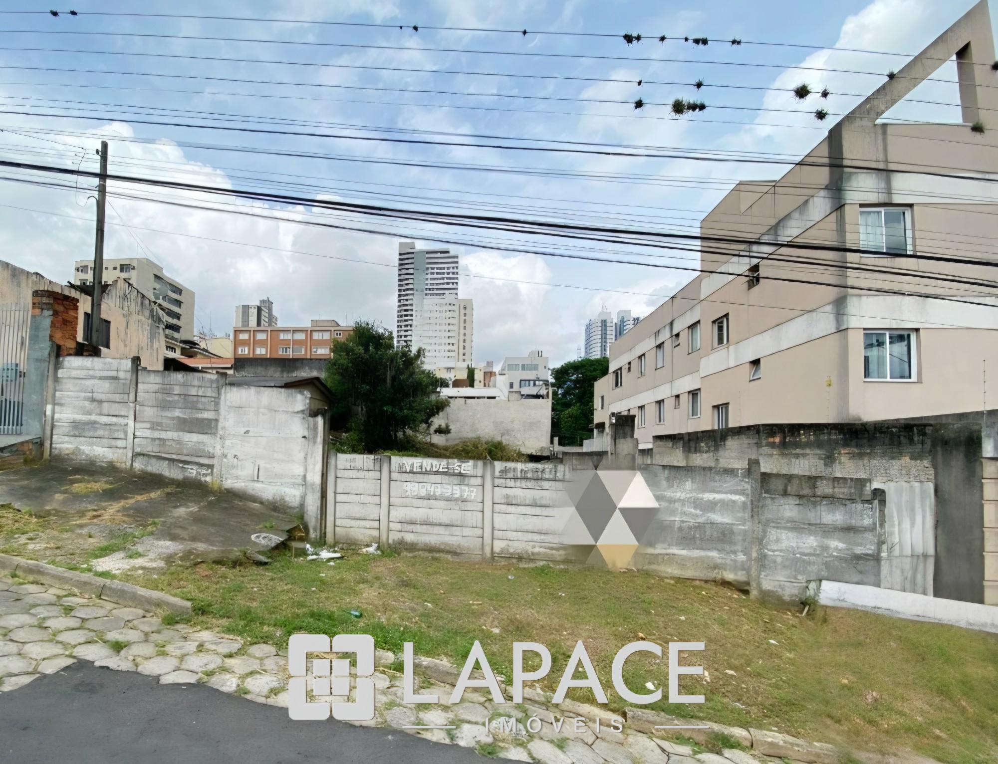 VENDE-SE TERRENO NO CENTRO DE PONTA GROSSA/PR — foto 2